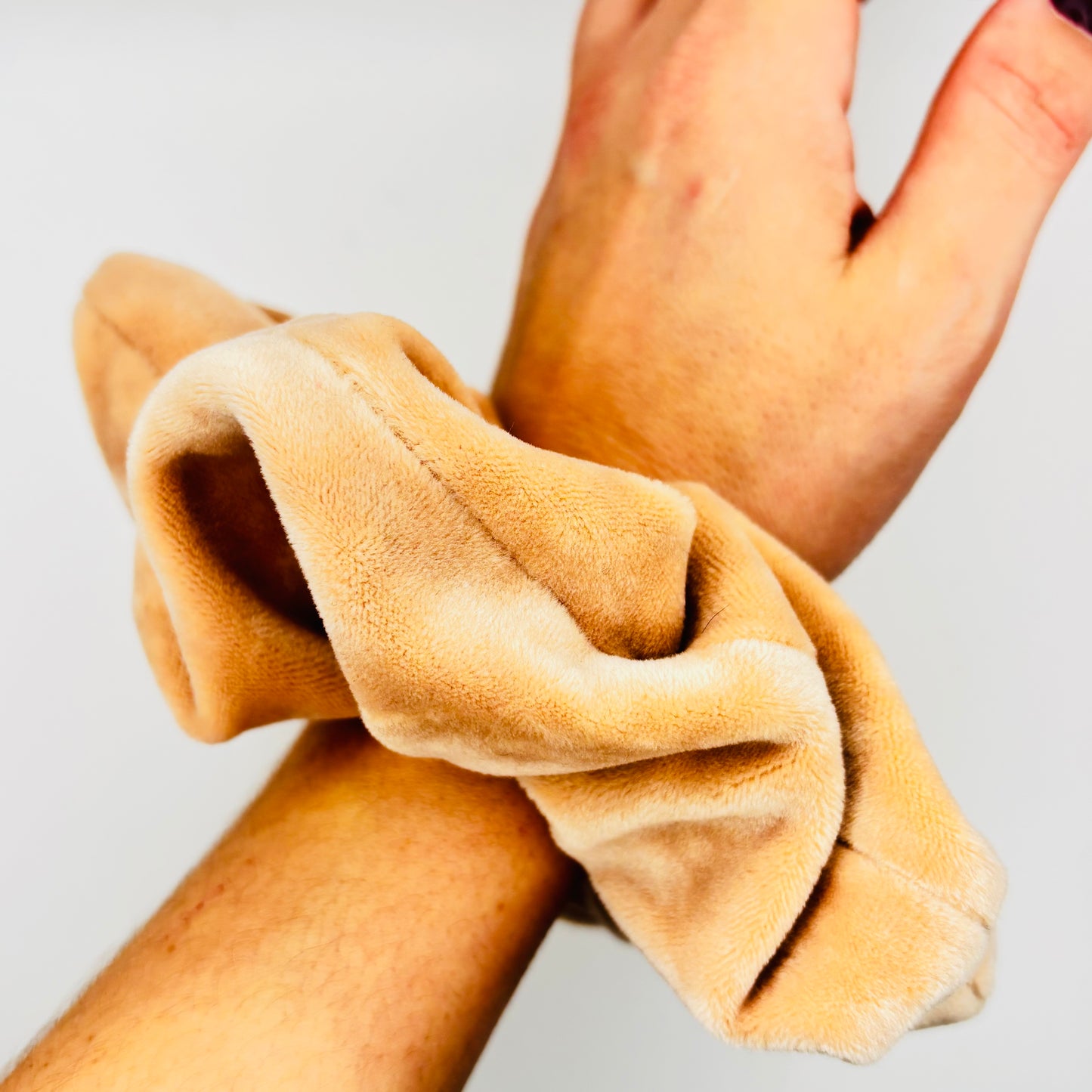 Scrunchies βελουτε
