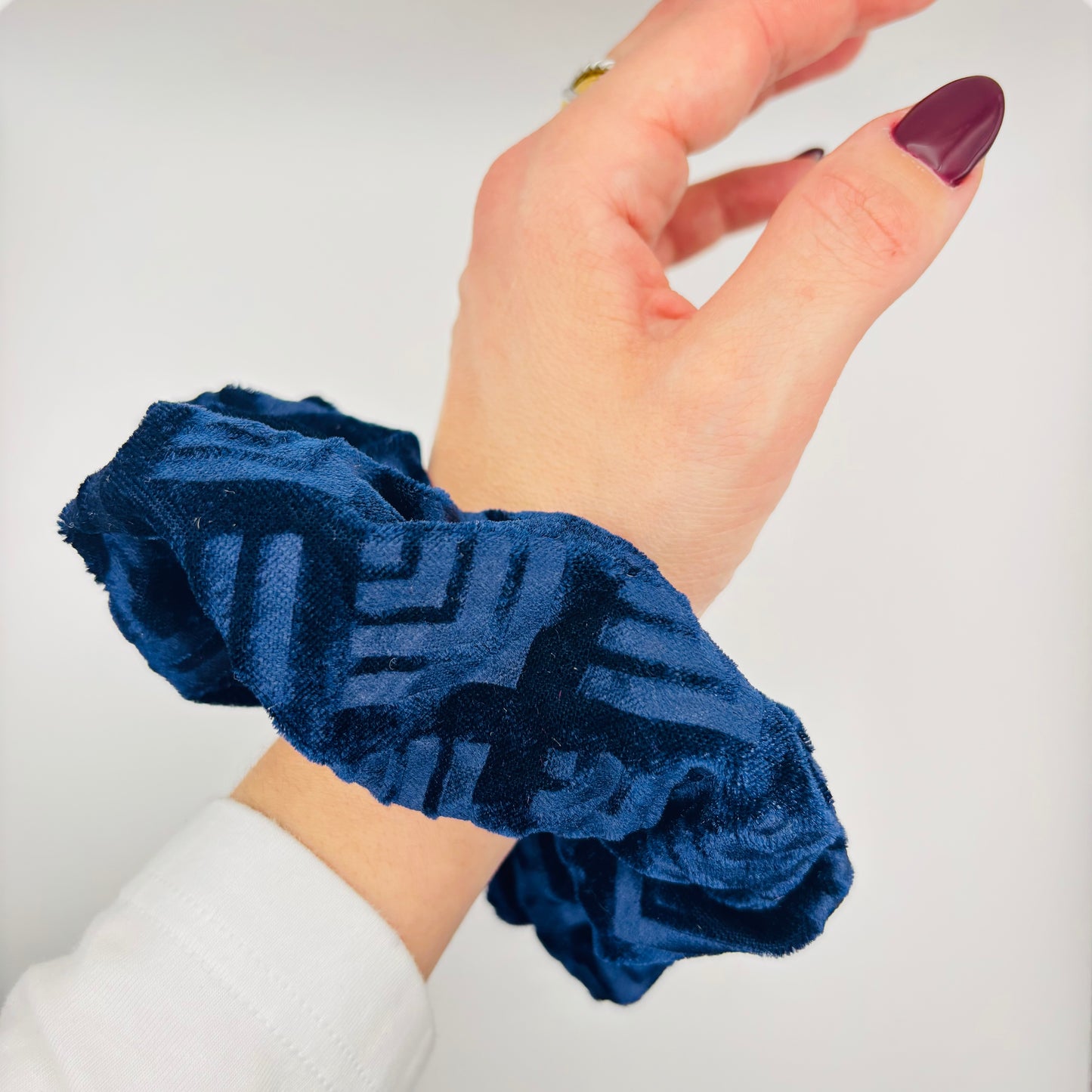 Scrunchies Jewlous