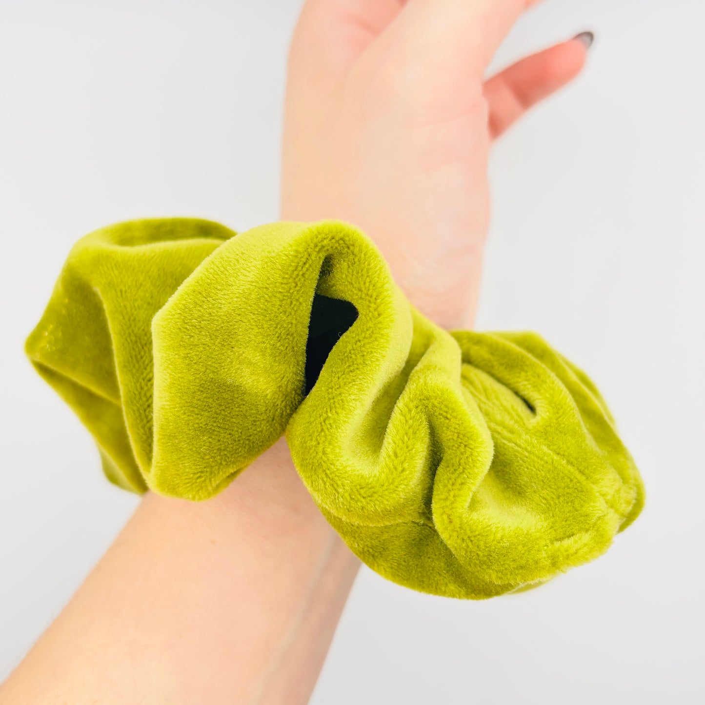 Scrunchies βελουτε
