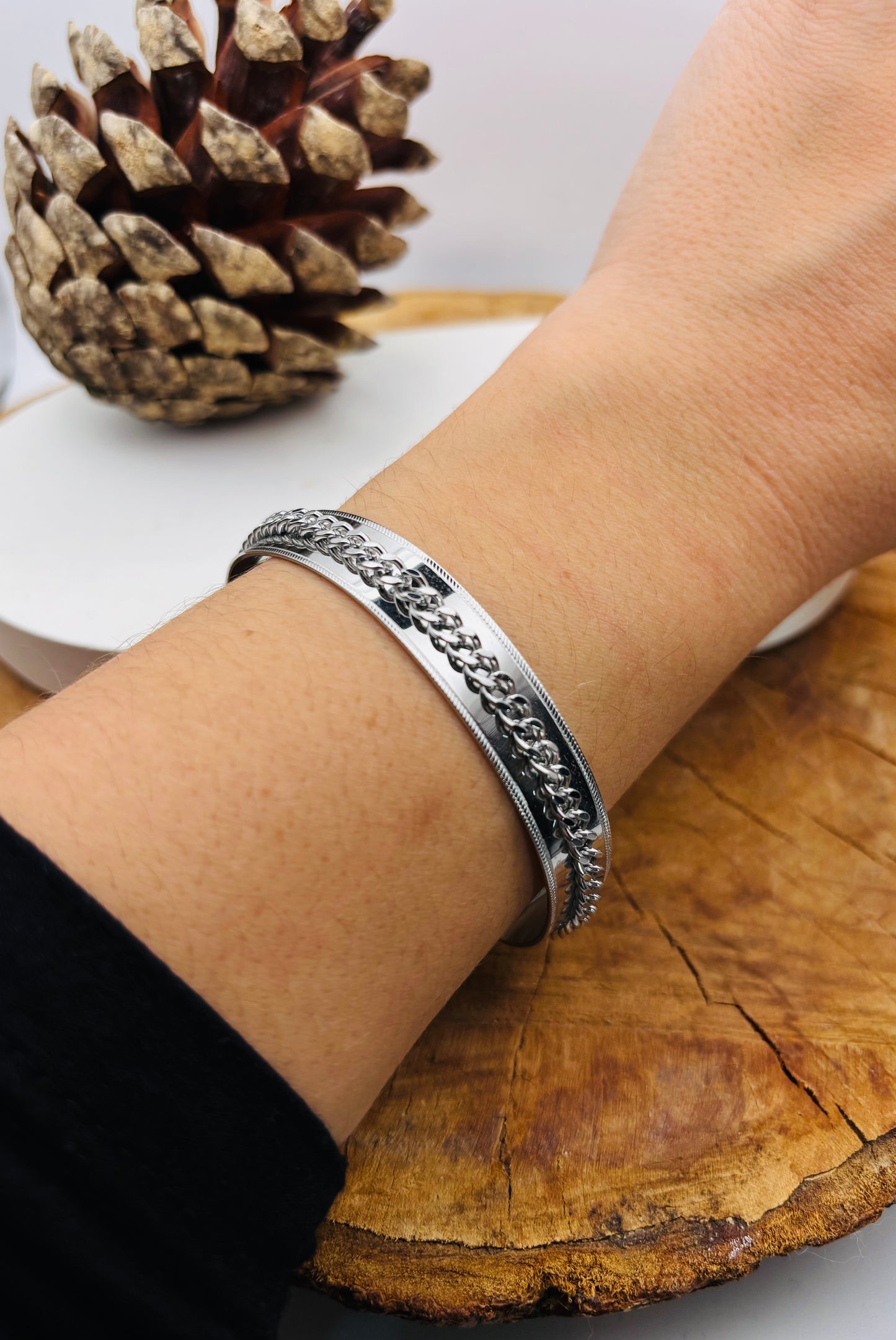 Χειροπέδα Whine