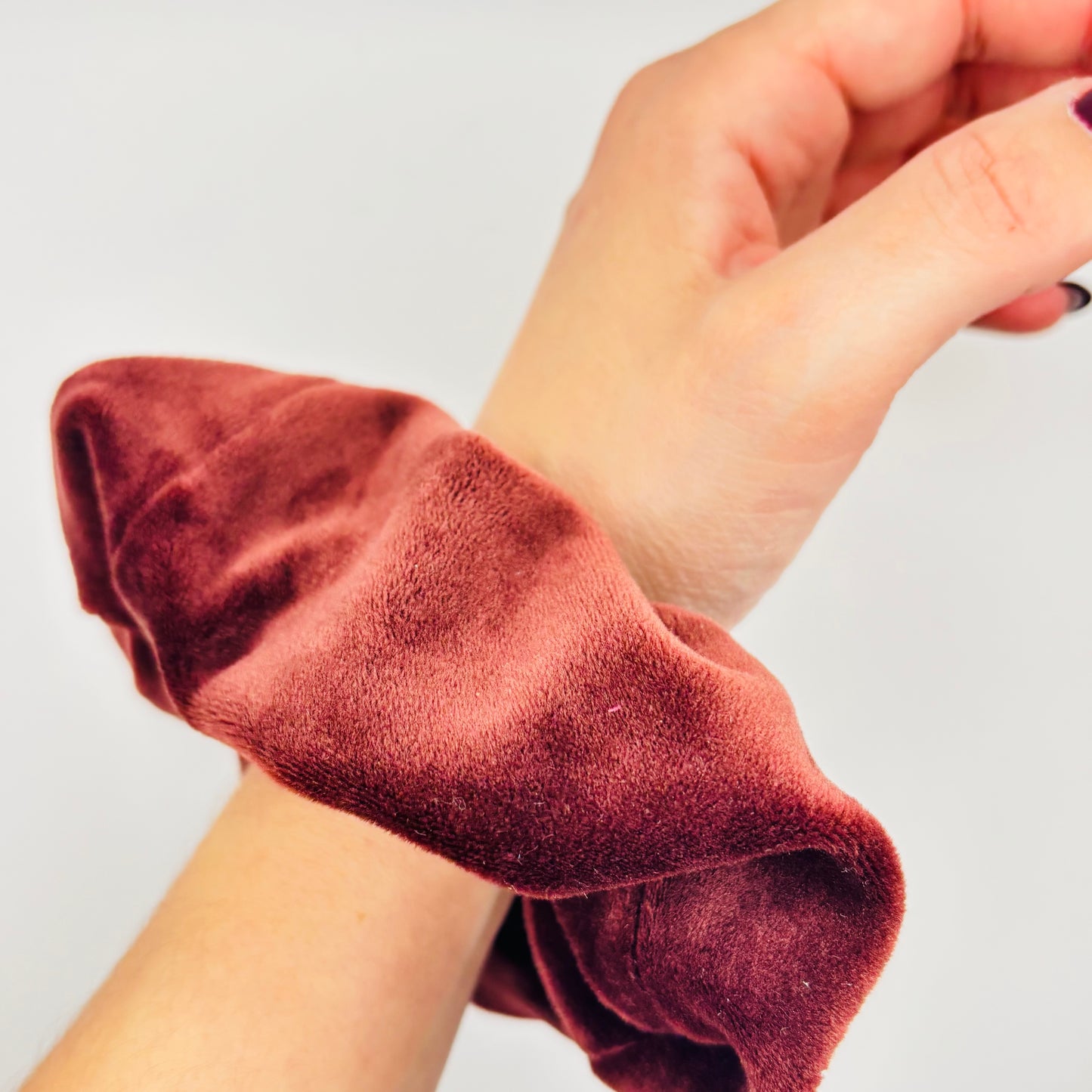 Scrunchies βελουτε
