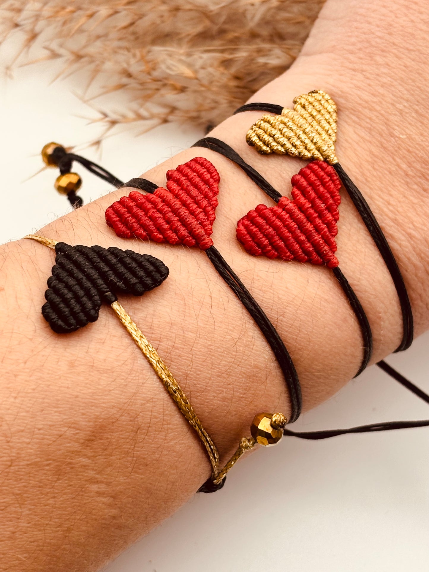 Βραχιολα Καρδιές